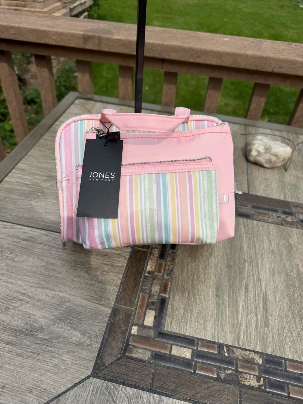 NWT Jones New York Travel Cosmetic Bag/Toiletry Organizer Pink Stripes